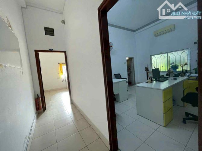 🔥 Bán nhà 3 tầng mặt tiền đường Trần Nhật Duật - Nha Trang DT100m2 ngang 5.4m giá 20 tỷ - 3