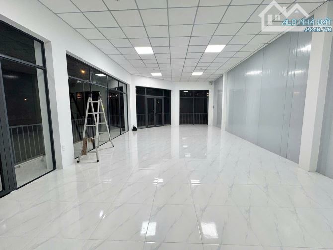 Cho thuê căn góc Nguyễn An, 8x20, trệt + lầu DTSD 224m2,giá 40tr/tháng - 3