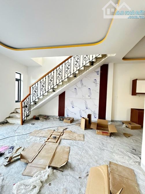 Nhà 2 tầng Diên Thạnh mới xây giáp thị trấn Diên Khánh - 3