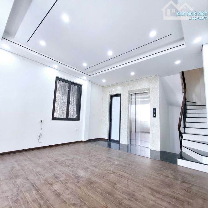 🌟 Thạch Bàn 30m² x 6T – Lô góc, thang máy, oto đỗ – 7,6 TỶ - 3