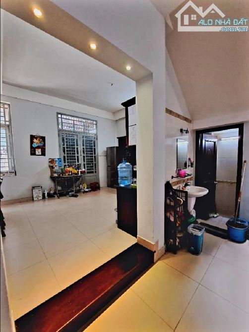 BÁN NHÀ ( 6,5 X 15 ) 4 TẦNG HẺM 5M GẦN CẦU HẬU GIANG VIEW SÔNG THOÁNG MÁT 12 TỶ. - 3