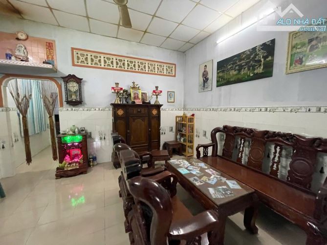 Bán nhà cấp 4 diện tích khủng 212m2, đường Tân Hiệp 18, Hóc Môn, giá 4 tỷ - 3