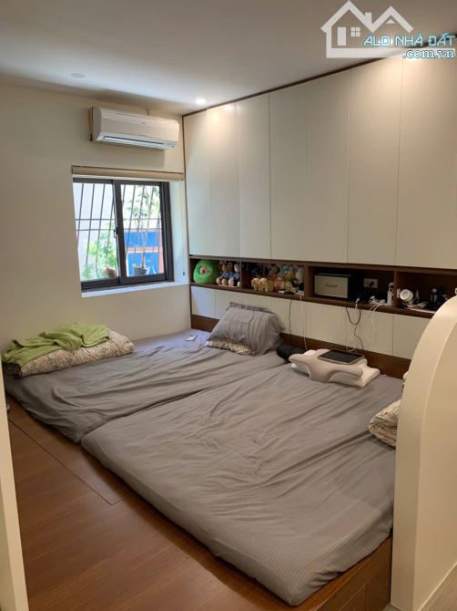 Bán chung cư Bộ Khoa Học Công Nghệ đường Nguyễn Văn Huyên 100m 2PN nhà sửa đẹp có lốt đỗ ô - 3