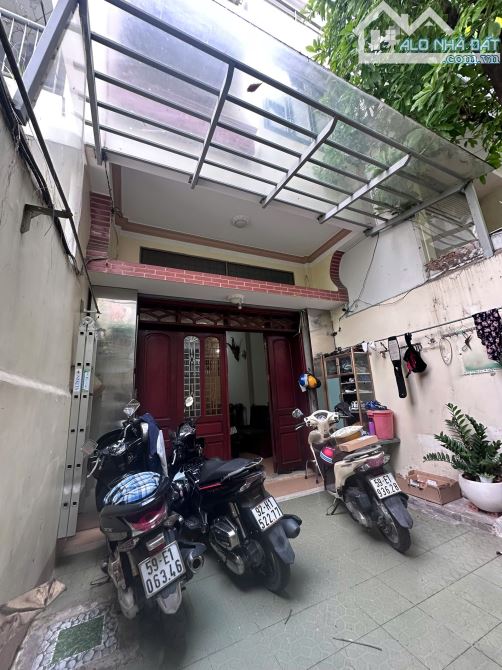 BÁN NHÀ HXH HỒ VĂN HUÊ,ĐÀO DUY ANH,P9,PHÚ NHUẬN.4X21. 3 TẦNG.GIÁ 15,4 TỶ TL. - 3