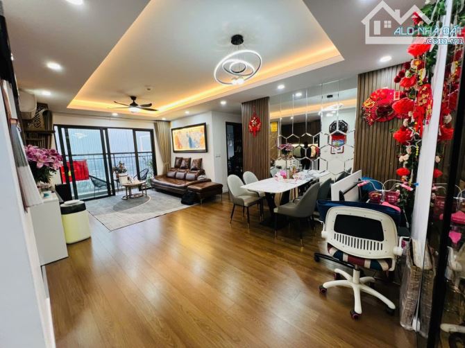 Bán Chung cư Green Park Phương Đông Trần Thủ Độ–Tầng Cao –3PN – 100m – 7.1 tỷ