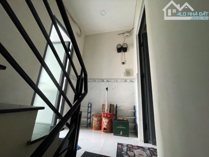 Hẻm ô tô, 7 phòng ngủ, 32m2, gần Quận 4, giá nhỉnh 5 tỷ - 3