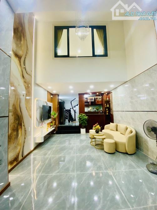 5 TẦNG HẺM OTO TRÁNH PHẠM VĂN CHIÊU - DTS 200m2 - 6.48 TỶ - 3
