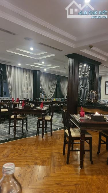 Chủ Ngộp Bank giảm 50 Tỷ - Khách Sạn MP Hàng Bè - 320m2 MT 10m - 309 Tỷ- DT 5 Tỷ/th - 3