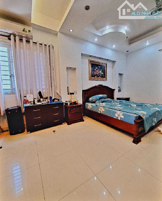BÁN NHÀ ( 6,5 X 15 ) 4 TẦNG HẺM 5M GẦN CẦU HẬU GIANG VIEW SÔNG THOÁNG MÁT 12 TỶ. - 4