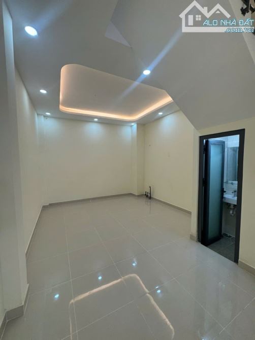 NHÀ BÌNH THẠNH - 4 TẦNG ĐÚC BTCT - SỔ VUÔNG VỨC - THÍCH HỢP GIA ĐÌNH LỚN Ở HAY LÀM CHDV - 4