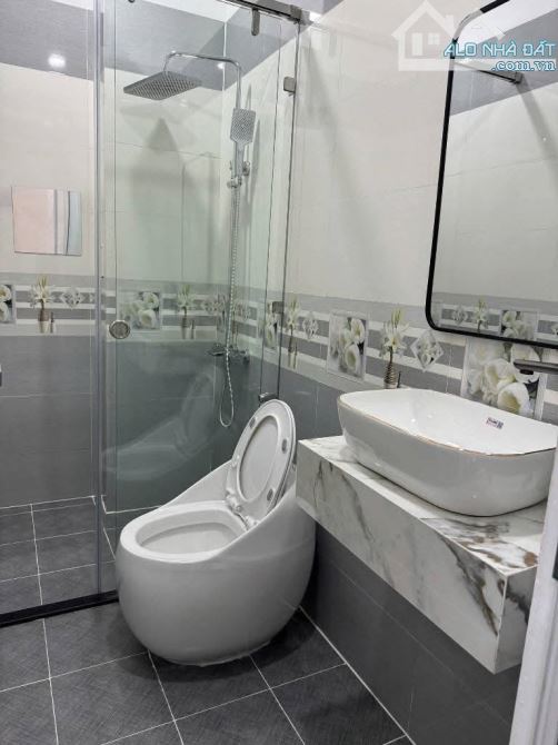 nhà 5 tầng cực sang khu vip phạm văn chiêu gò vấp 4pn có sân thượng nhỉnh 7 tỷ - 4