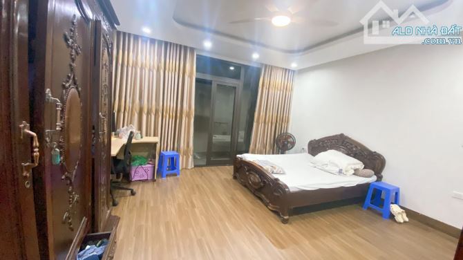 siêu phẩm phố Lâm Hạ Long biên 7 tầng 90m MT5.7m 32.5 tỷ ô tô tránh, gara 4 ô tô - 4