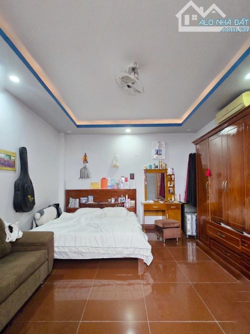 Nhà đẹp 94m2, MT 6m, 7T - thang máy, Thành Thái, Q10, ôtô tránh, dòng tiền cao. 24.3 tỷ - 5