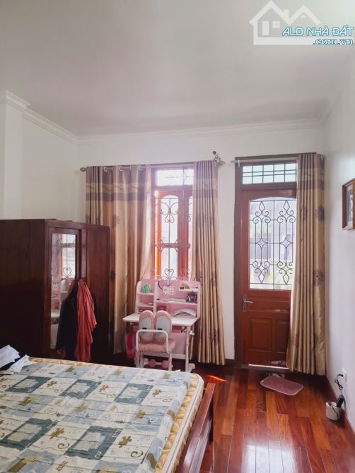 BÁN NHÀ HOÀNG NHƯ TIẾP, BỒ ĐỀ, LONG BIÊN DIỆN TÍCH 70 MÉT X 5T, Ô TÔ TRÁNH GẦN, 14 TỶ - 5