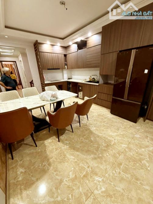 BÁN NHÀ VƯƠNG THỪA VŨ- OTO VÀO NHÀ- GẦN PHỐ- NGÕ THÔNG- DT 54MX 6 TẦNG. - 5