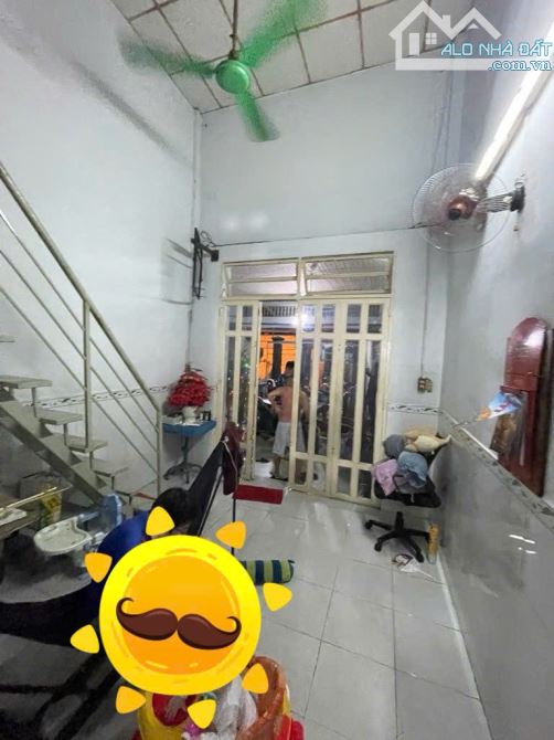 Nhà Xưởng Mặt tiền đường TÂN THỚI NHẤT 13 phường TTN Q12 dt 211m2 (6,5mx35m) Đường 6m - 5