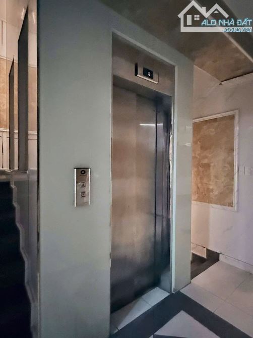 Bán Khách Sạn 8 tầng, 8.2m x 18.3m, 27 phòng Kinh Doanh Khu K300 - 5