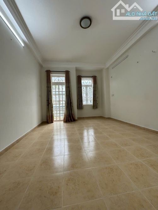 Mặt Tiền Đường 12M Kinh Doanh - Chợ Hạnh Thông Tây - 57M² - 4Tầng BTCT - Khu Phân Lô - 5