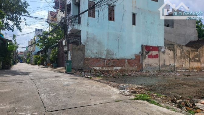Cần bán đất thổ cư HXH 56m2 ngay sau trường Tiểu Học Lê Văn Việt TNPA Q9 Gía 5,3 tỷ - 5