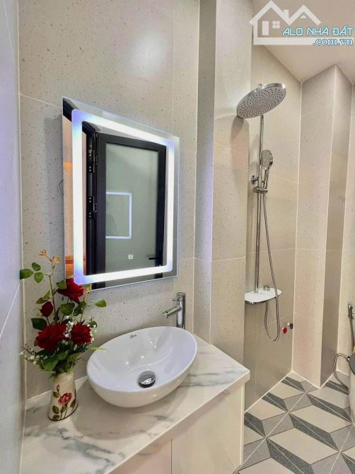 CHÚ 9 CẦN VỐN LÀM ĂN ĐỂ LẠI GIÁ NGỘP CẦN BÁN NHÀ ĐƯỜNG ĐỖ NGỌC THẠNH, PHƯỜNG  14, QUẬN 5. - 5
