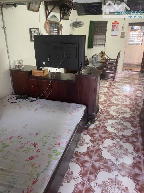 Bán tập thể dệt phố 8-3 (Hai Bà Trưng) sử dụng 65m2, 3 ngủ giá 2,65tỷ (có thương lượng) - 5