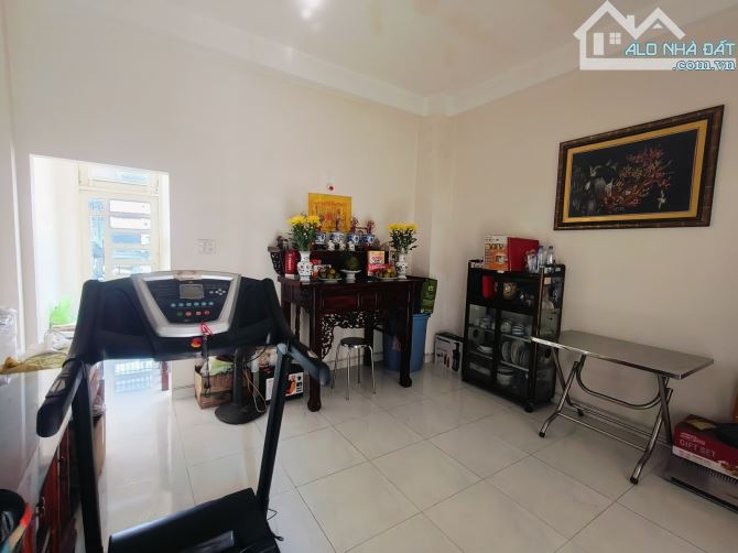 BÁN NHÀ 3 TẦNG - LINH XUÂN, THỦ ĐỨC - SHR HOÀN CÔNG ĐẦY ĐỦ, CHỈ 5.55 TỶ. - 6