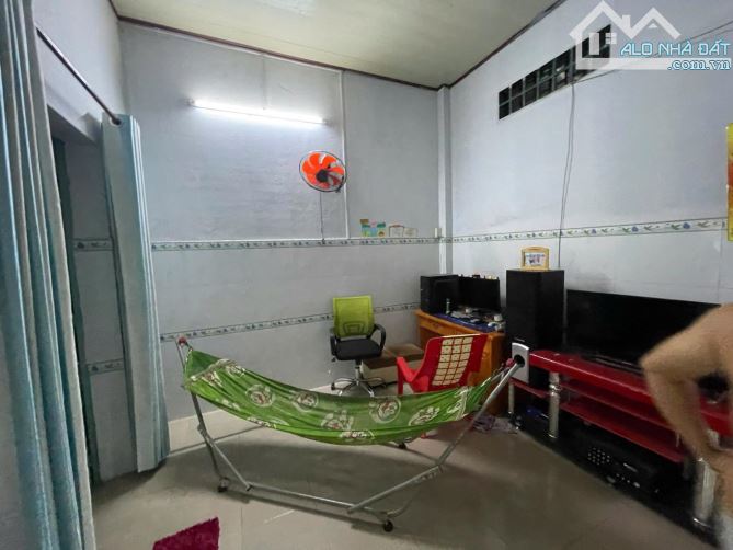 Bán nhà cấp 4 diện tích khủng 212m2, đường Tân Hiệp 18, Hóc Môn, giá 4 tỷ - 6