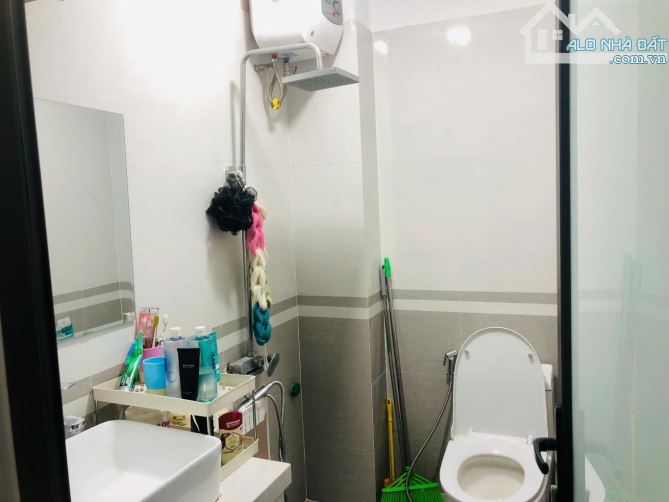Nhà đẹp gần ga nhổn 34m2 5 tầng mặt tiền 4.9m ô tô đỗ cửa thoáng đãng ở sướng 4 tỷ 3 - 6