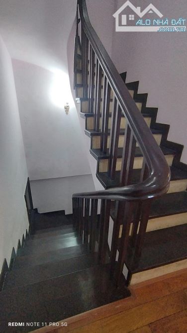 BÁN NHÀ PHÂN LÔ MAI DỊCH CẦU GIẤY DT 80M 7 TẦNG GARA THANG MÁY VỈA HÈ KINH DOANH 24.5 TỶ