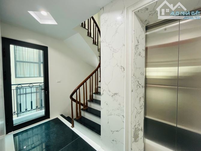 Hiếm! Nhà cực đẹp 45m2x7T thang máy. Phân lô, vỉa hè, ô tô tránh và đậu đỗ phố Đội Cấn. - 7