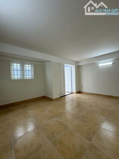 Mặt Tiền Đường 12M Kinh Doanh - Chợ Hạnh Thông Tây - 57M² - 4Tầng BTCT - Khu Phân Lô - 7