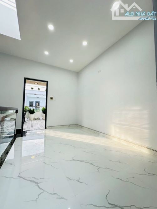Bán nhà 4 tầng , xe hơi ngủ nhà , full nội thất như hình, Chỉ Hơn 6,3 Tỷ - 7