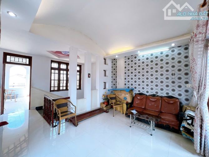 NP463 Biệt thự mái thái sân vườn tuyệt đẹp vị trí 2 Nguyễn Ái Quốc gần Cv 30/4 P.Tân Biên - 7