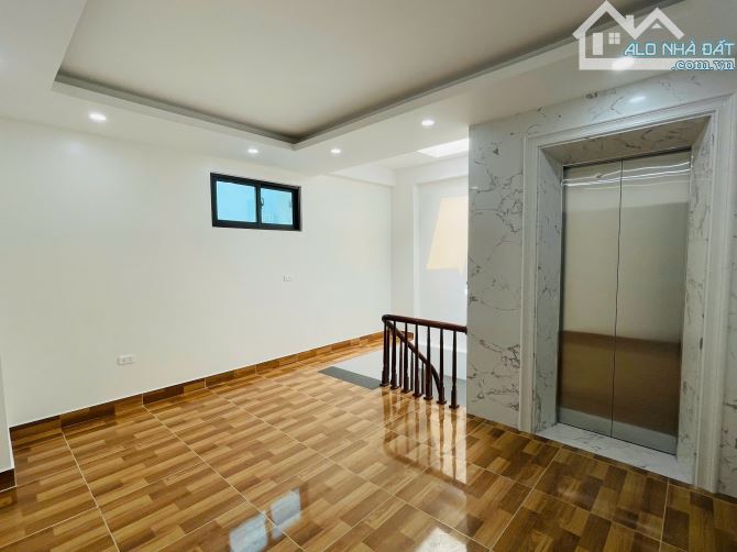 Hiếm! Nhà cực đẹp 45m2x7T thang máy. Phân lô, vỉa hè, ô tô tránh và đậu đỗ phố Đội Cấn. - 8