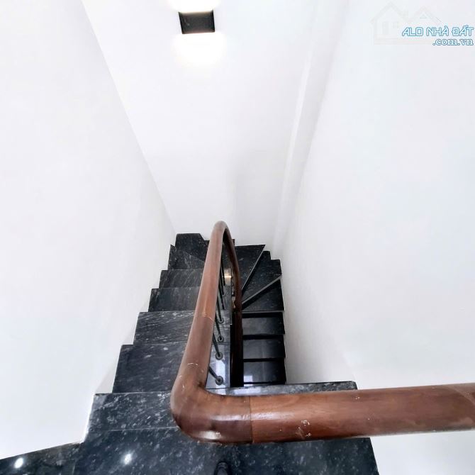 🌟 Thạch Bàn 30m² x 6T – Lô góc, thang máy, oto đỗ – 7,6 TỶ - 9