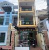 Bán gấp nhà 1 trệt 2 lầu Đ.Dương Công Khi, hóc môn 110m2, sổ riêng. Giá 999Tr