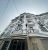 Nhà đẹp gần ga nhổn 34m2 5 tầng mặt tiền 4.9m ô tô đỗ cửa thoáng đãng ở sướng 4 tỷ 3