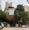 Cho thuê nhà mặt phố , lô góc quận Cầu Giấy , 400m2 sử dụng