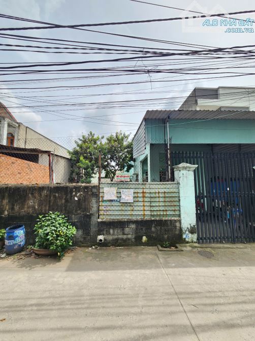 gần Ngã Tư Chiêu Liêu__3Tỷ800__125m2__Bán đất kèm nhà cấp 4, cách đường Lê Văn Tiên 100m