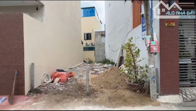 LÔ ĐẤT MẶT TIỀN LÊ VĂN VIỆT 146m2 - NGANG 4 DÀI 35 - TIỆN XÂY MỚI - 1