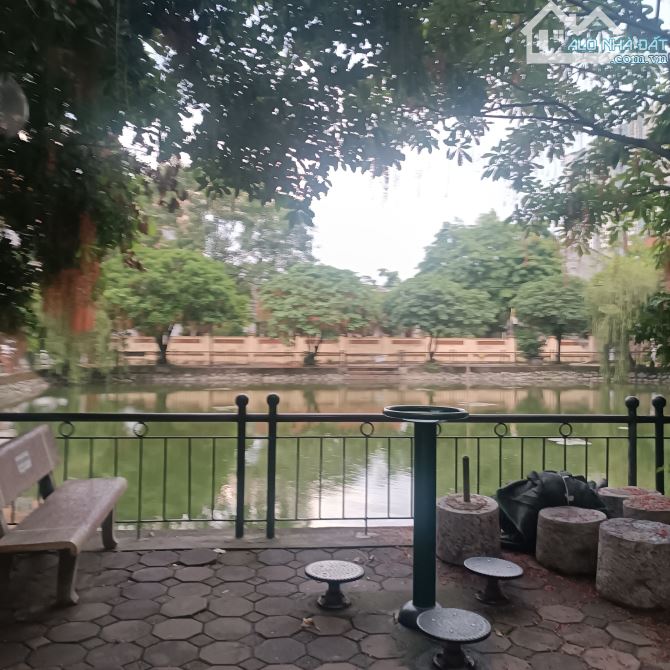 Bán nhà Kim Giang, gần cầu Khương Đình,  30m ra hồ, ngõ ô tô tránh, 40m2 x6 tầng, 8.x tỷ. - 5
