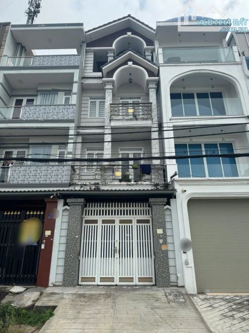 🔥CHỈ 13 TỶ TL – MẶT TIỀN NỘI KHU 10M – KHU NHÀ GIÀU Q8 – DT 4.5 x 20 – NHÀ 4 TẦNG ĐẸP –