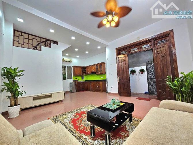 BÁN NHÀ ĐƯỜNG 19/5 VĂN QUÁN – HÀ ĐÔNG-  58m² 💰 CHỈ NHỈNH 9 Tỷ🔥 Ô TÔ TRÁNH RA ĐƯỜNG 30M