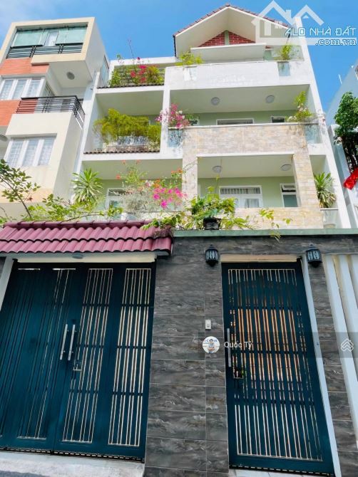Bán nhà mặt tiền Thích Minh Nguyệt Phường 2 Tân Bình DT: 8,2m x 20m nở hậu 10m giá 30 tỷ
