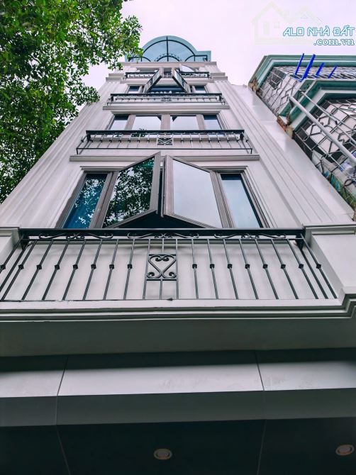 Bán Nhà Ngã Tư Sở, Thanh Xuân - 38M2 x 6 TẦNG THANG MÁY - Oto đỗ cửa