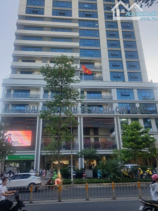 Bán nhà MT Nguyễn Tri Phương Quận 10 DT:4.5x16m 4 lầu giá chỉ 36.5 tỷ