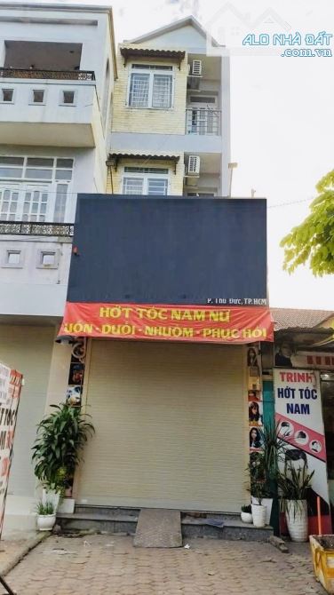 Nhà 3 tầng, MT đường Lê Văn Thịnh, HĐT 210tr/năm, giá 9,9 tỷ.