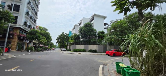 🔥LÔ GÓC NGỌC THỤY LONG BIÊN  ÔTÔ TRÁNH KD - SÁT KĐT KHAI SƠN - SỔ HOA HẬU - CHỦ NHIỆT BÁN