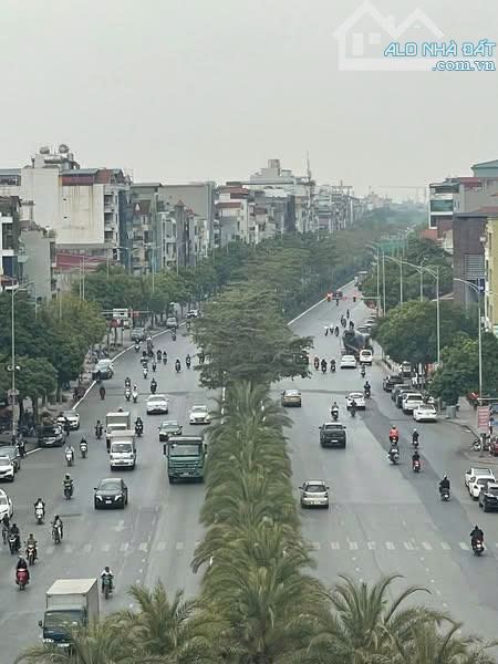 Hiếm Mặt phố Ngô Gia Tự 90m,mtien 5m,5 tầng,kdoanh dòng tiền,vỉa hè đá bóng,Nhỉnh 28 tỷ