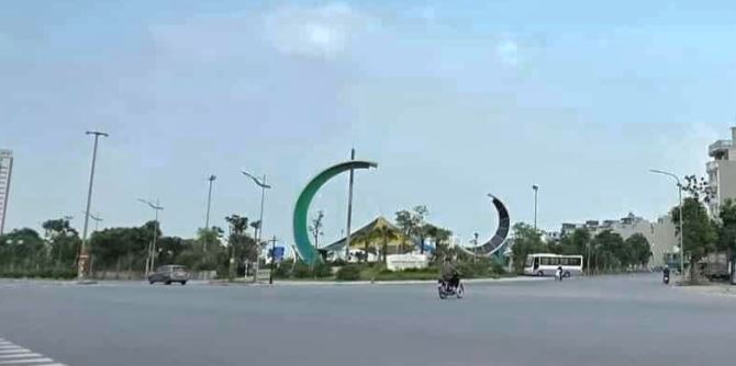 🔥NGỌC THỤY LONG BIÊN  ÔTÔ 7 CHỖ VÀO ĐẤT THOÁNG - SÁT KĐT KHAI SƠN - SỔ HOA HẬU - CHỦ NHIỆ